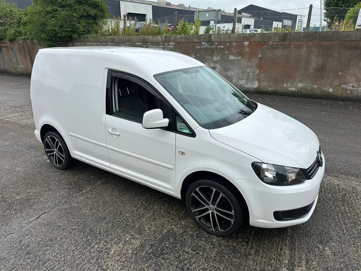 16 Volkswagen Caddy 1.6 tdi DOE 6/26 - Image 2