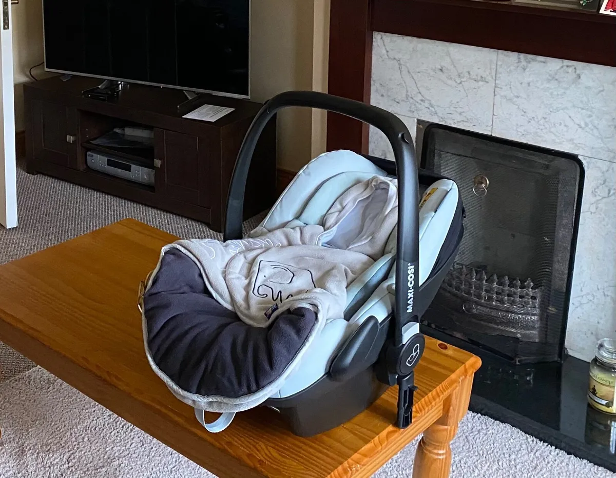 Nursery items For Sale - Image 4