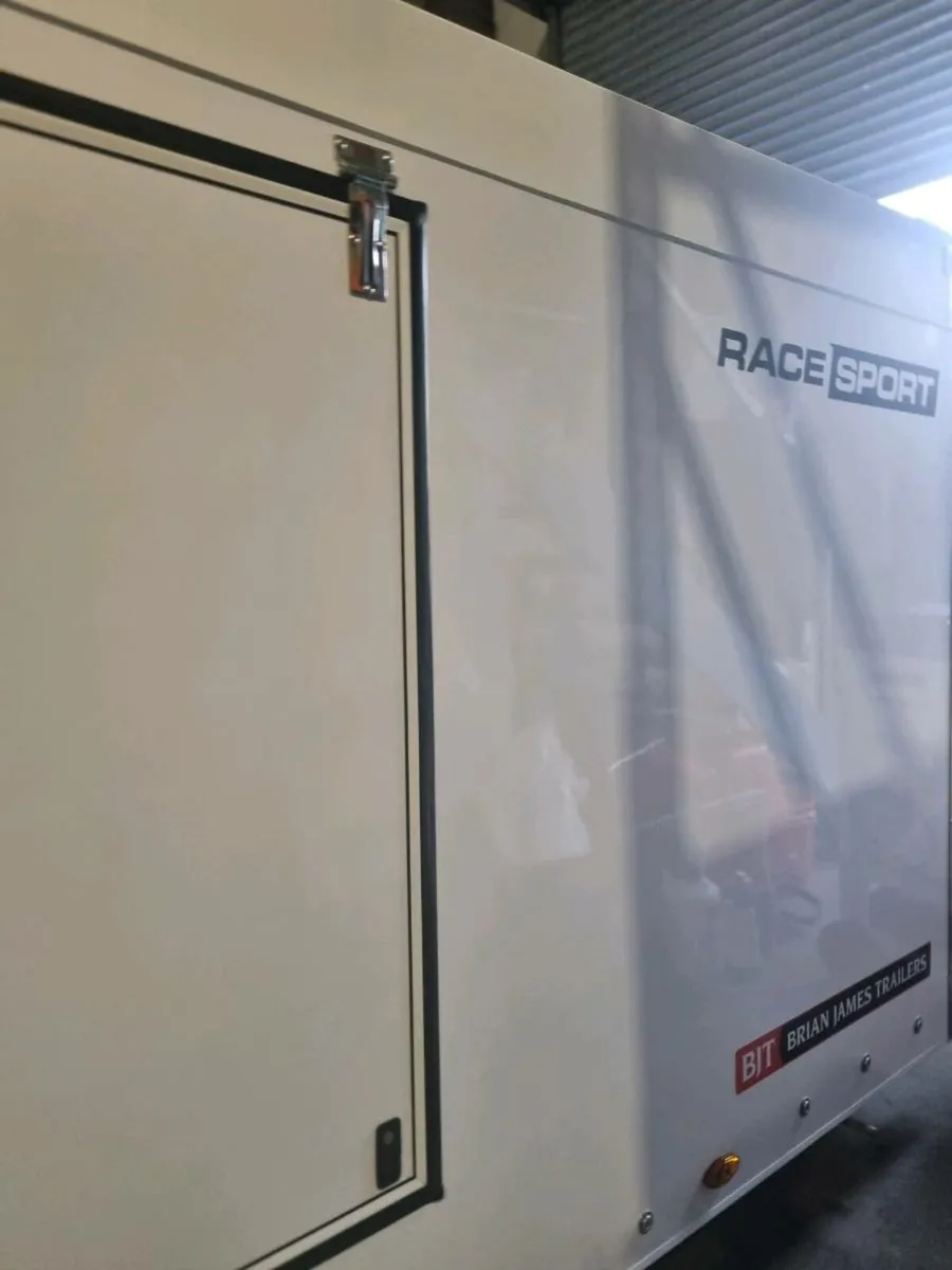 Brian James Race Sport - Image 2
