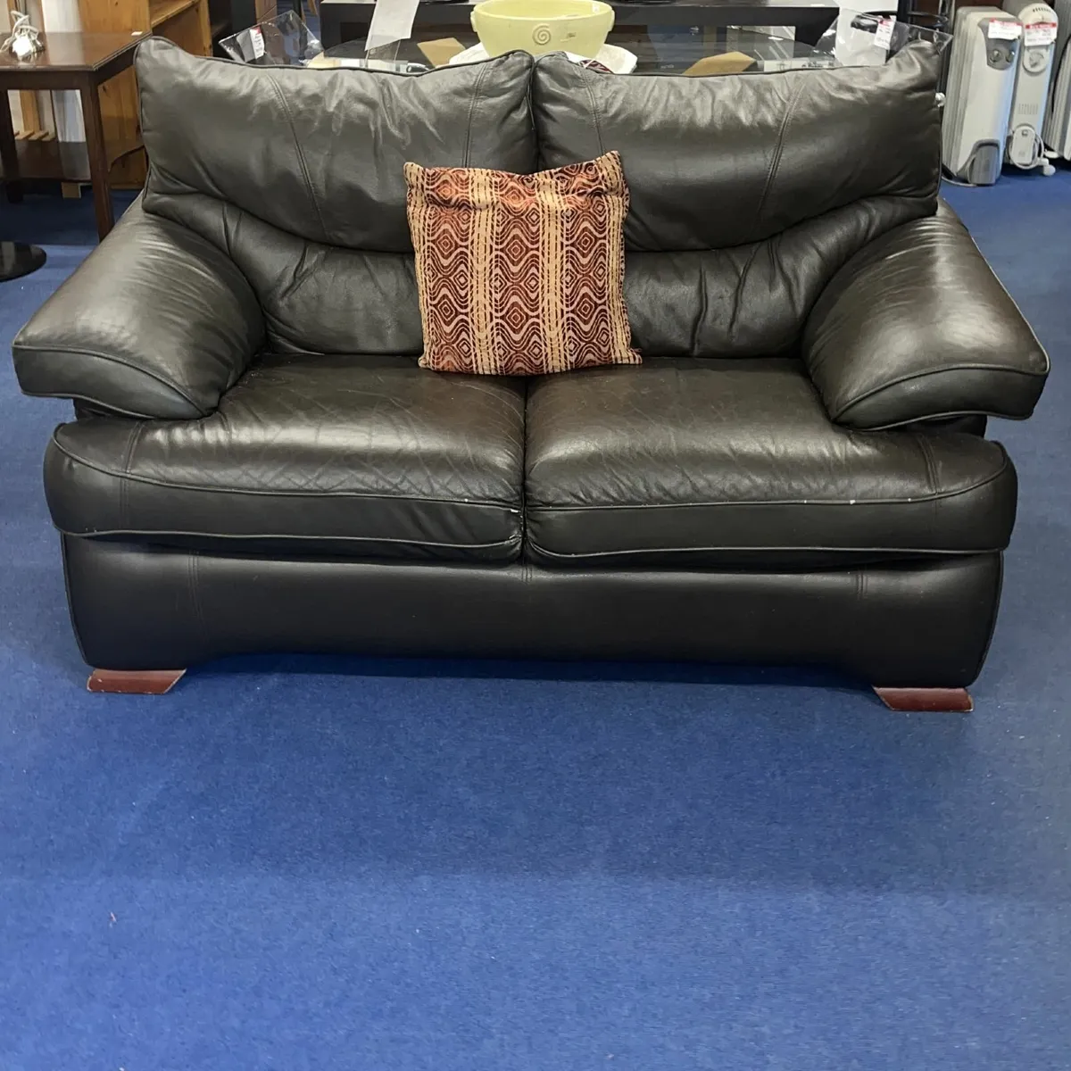 Lovely 2 seater Leather Sofa - Image 1
