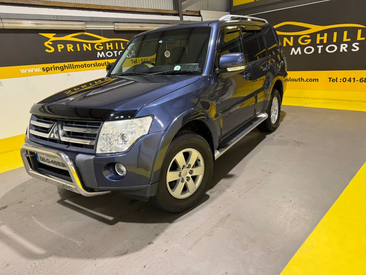 2008 Mitsubishi Pajero 3.2 Auto 5 Seater Crew Cab - Image 1