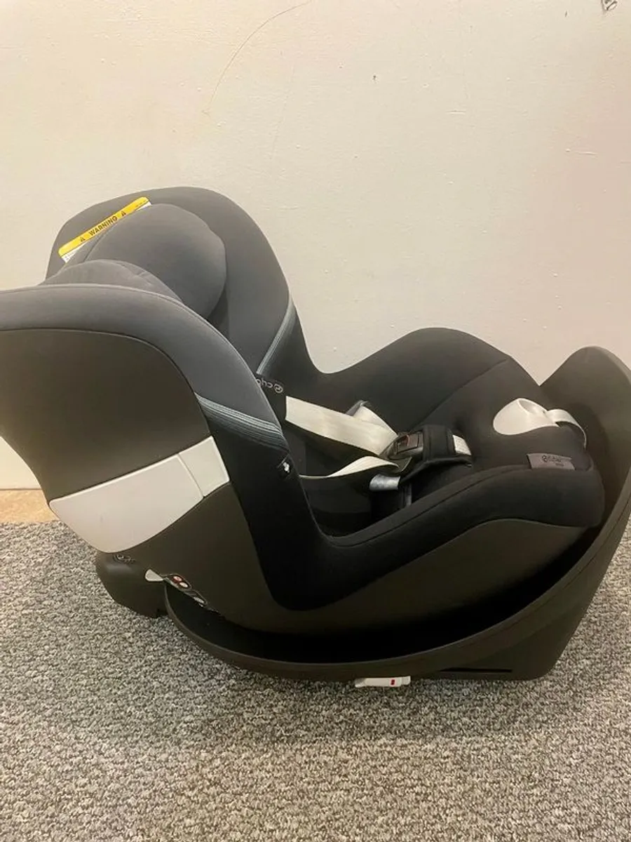 Cybex Car Seat 0-15 kg - Image 3