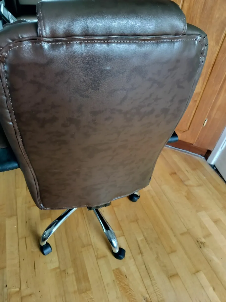 Brown leather office chair - Image 2