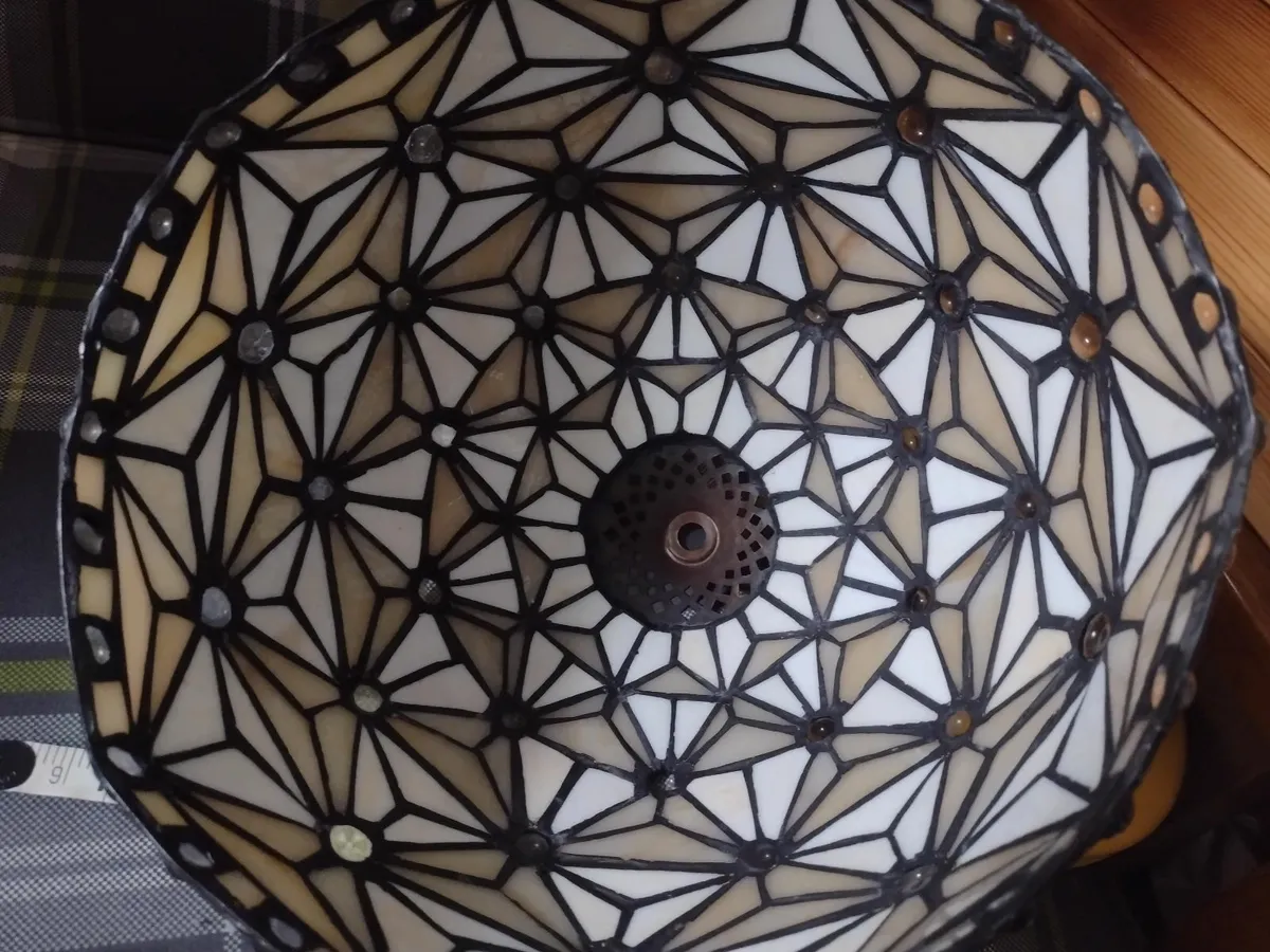 Heavy Tiffany lamp shade - Image 4