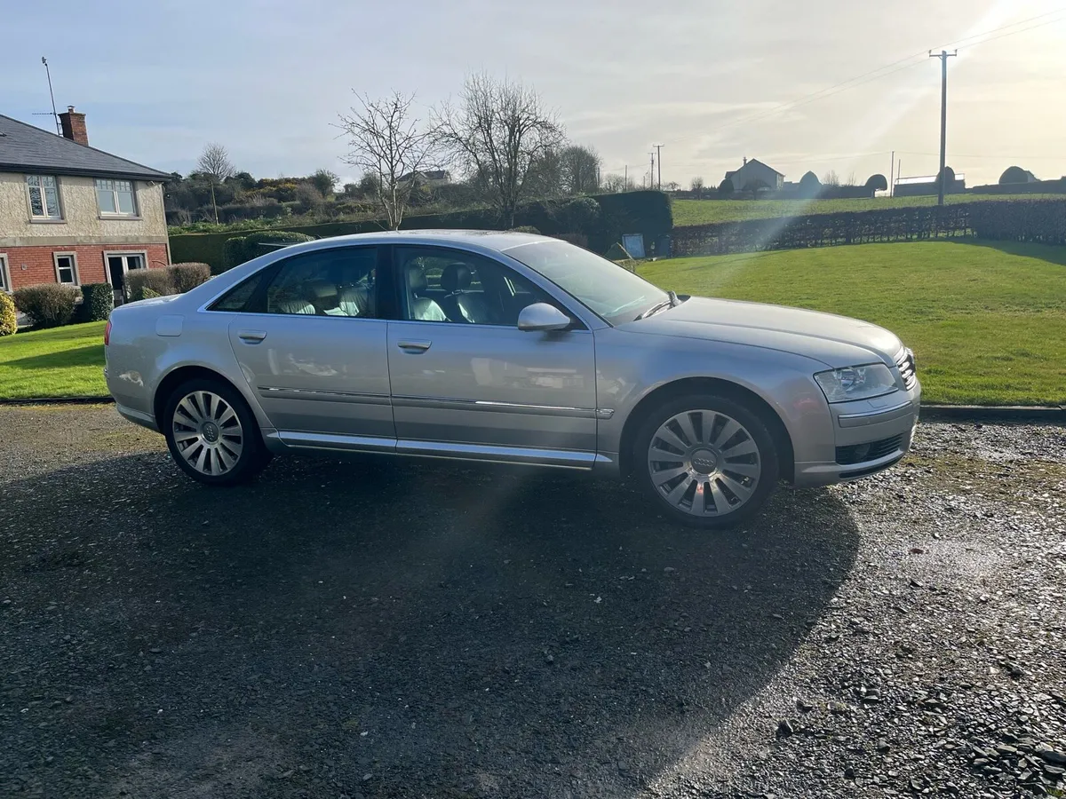 Audi A8 4.2 litre Quattro - Image 4