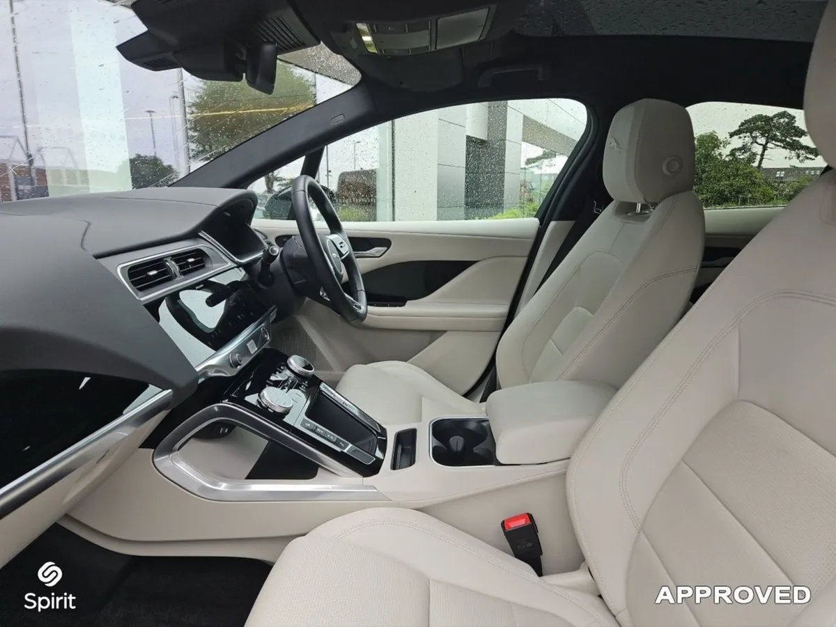 Jaguar I-PACE All Electric R Dynamic SE - Image 4