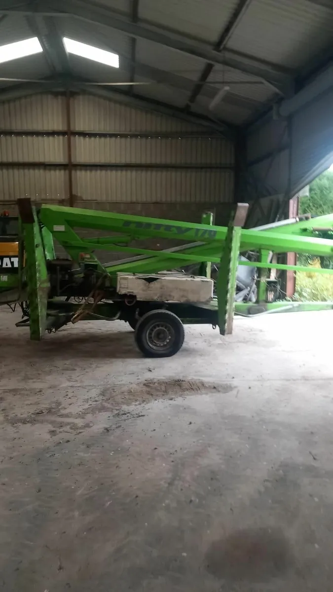 Nifty Lift Hoist - Image 1