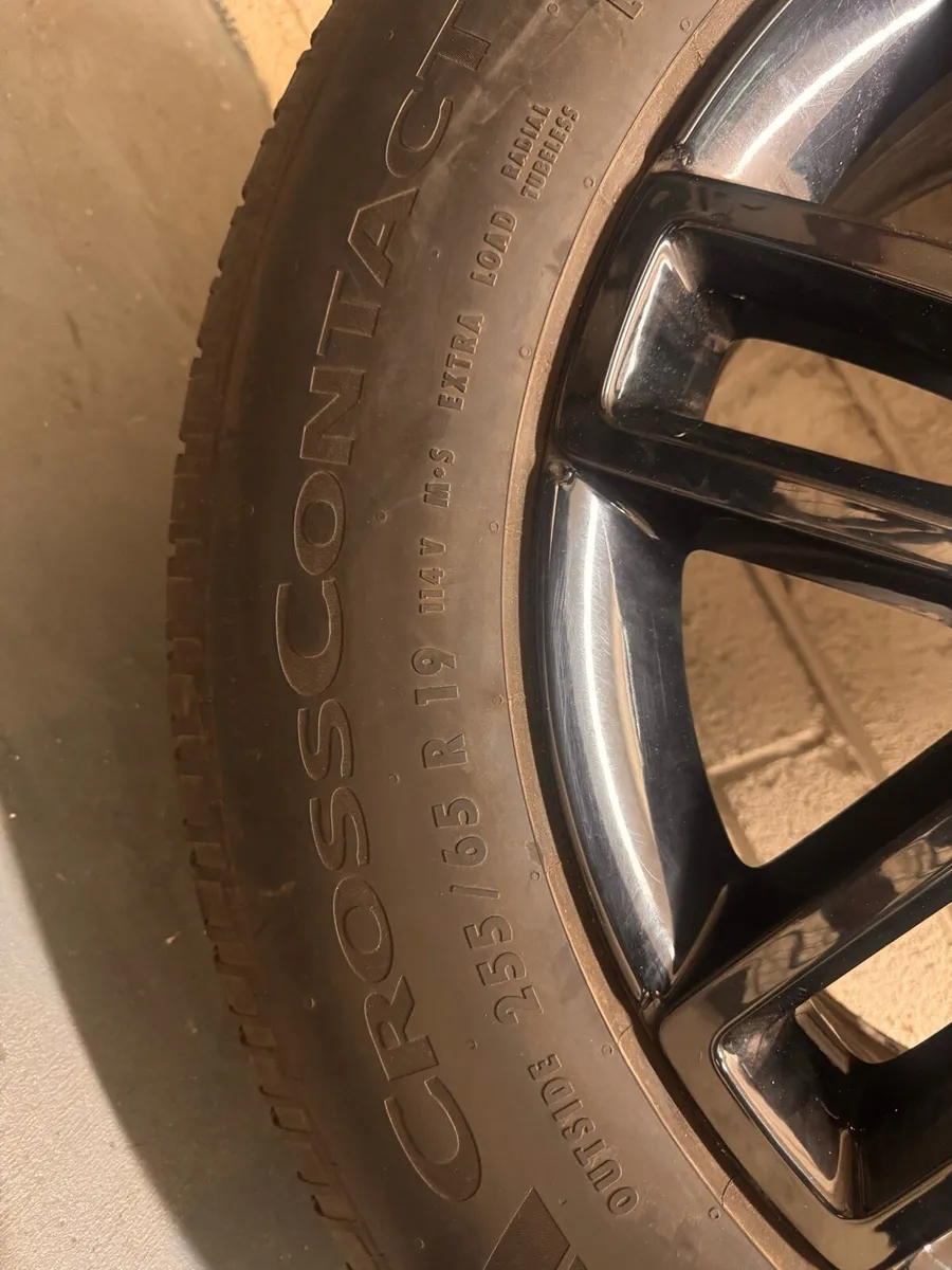 Defender wheels and tyres - Image 4