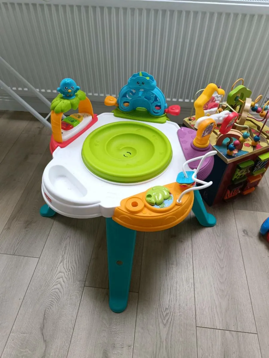 Walker, activity box for toddlers - Image 4