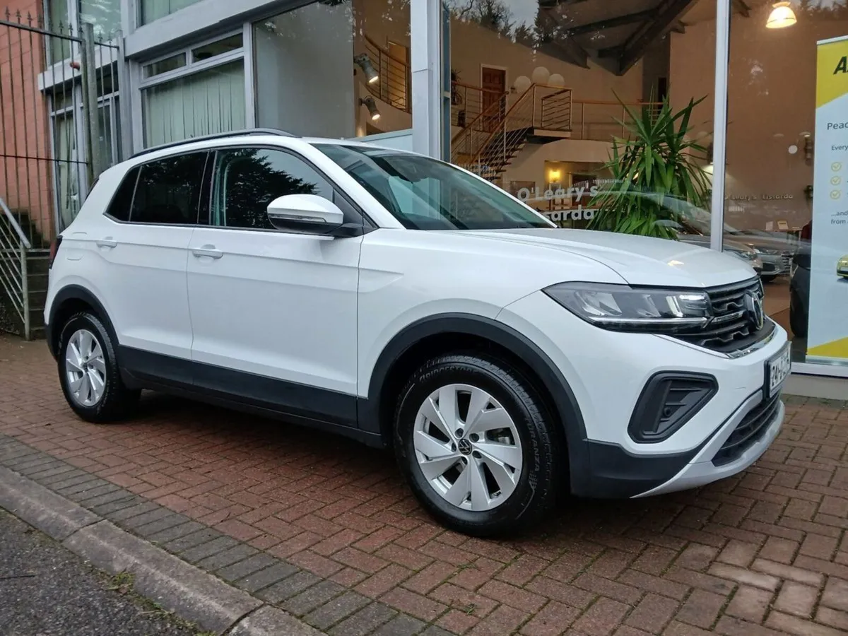 Volkswagen T-Cross T-cross Life 1.0 TSI M5F 95hp - Image 1