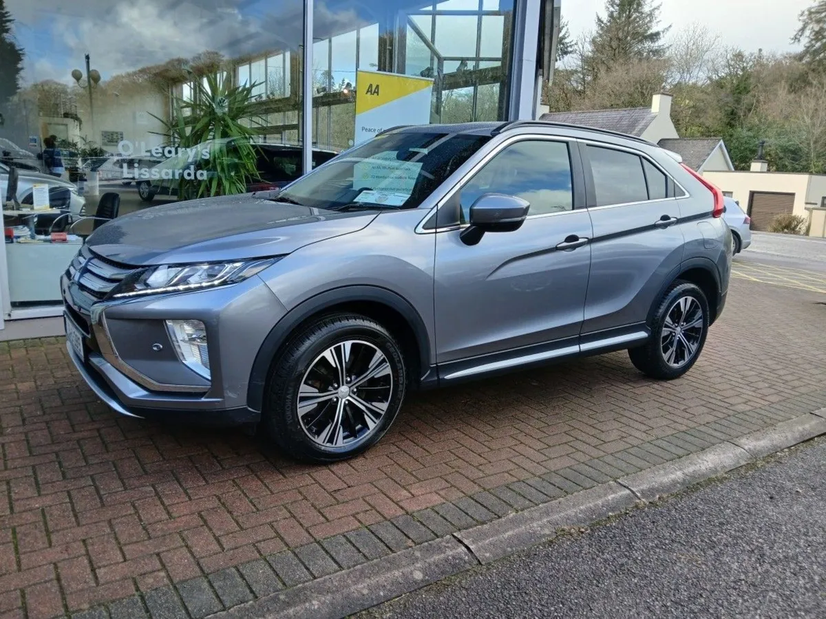 Mitsubishi ECLIPSE CROSS 1.5 Petrol Intense Grey - Image 2