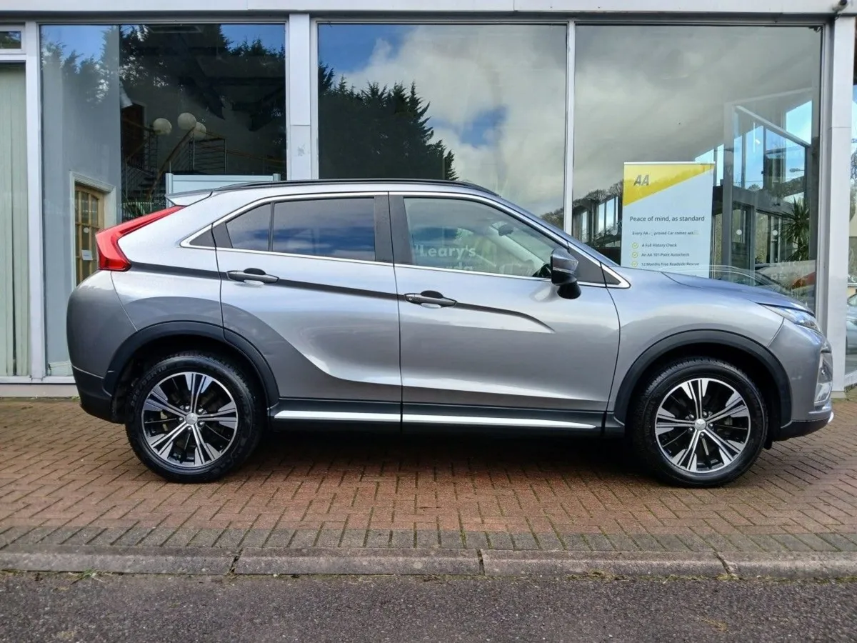 Mitsubishi ECLIPSE CROSS 1.5 Petrol Intense Grey - Image 3