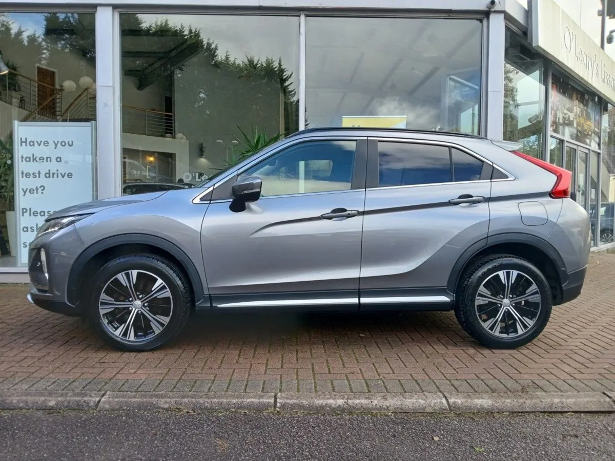 Mitsubishi ECLIPSE CROSS 1.5 Petrol Intense Grey - Image 4