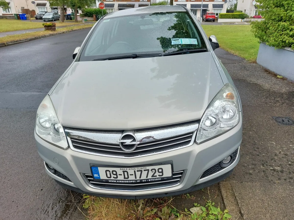 Opel Astra 2009 - Image 3