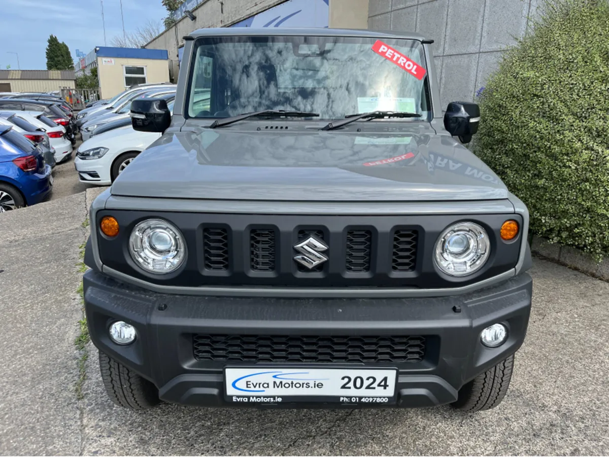 Suzuki Jimny SIERRA 4 SEAT 1.5 PETROL AUTOMATIC // - Image 2