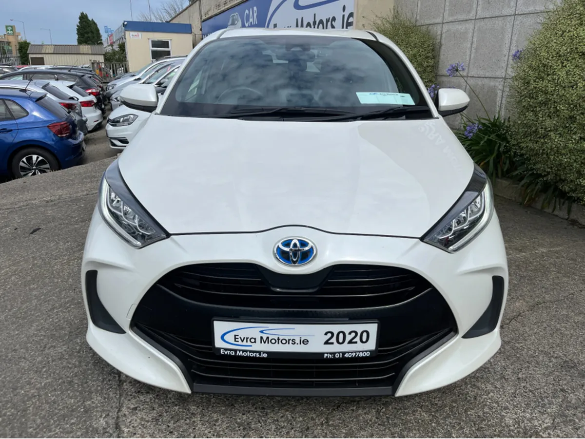 Toyota Yaris AUTOMATIC HYBRID 1.5 PETROL //HIGH SP - Image 2