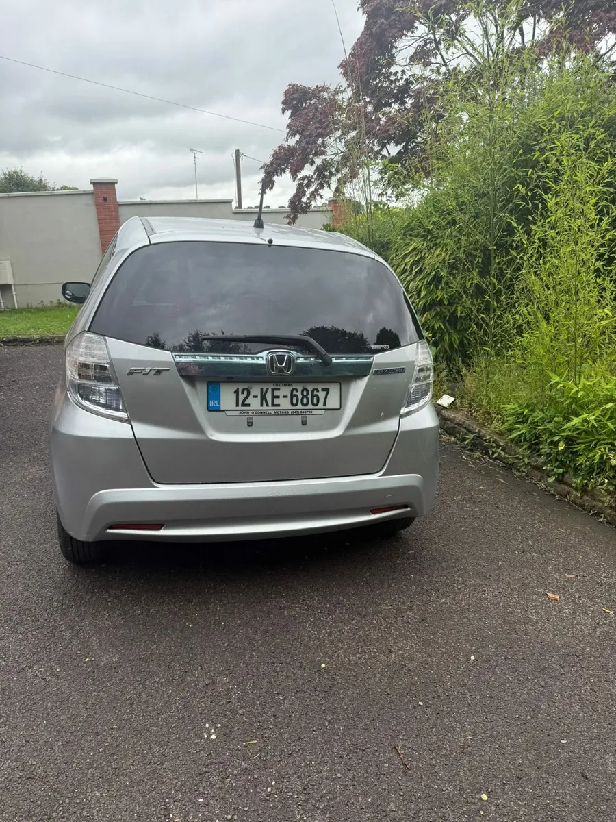 2012 Honda Fit 1.3 Hybrid Automatic Car - Image 2