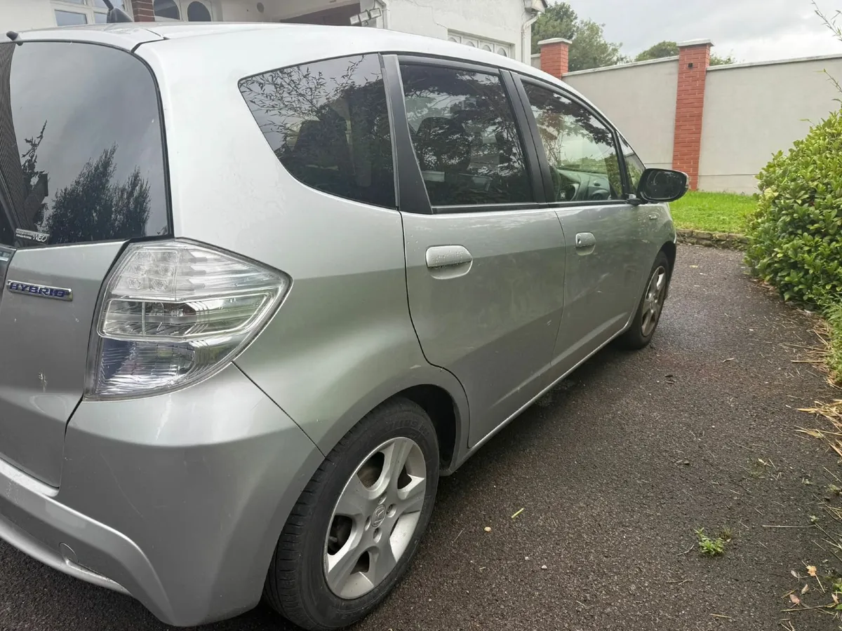 2012 Honda Fit 1.3 Hybrid Automatic Car - Image 3