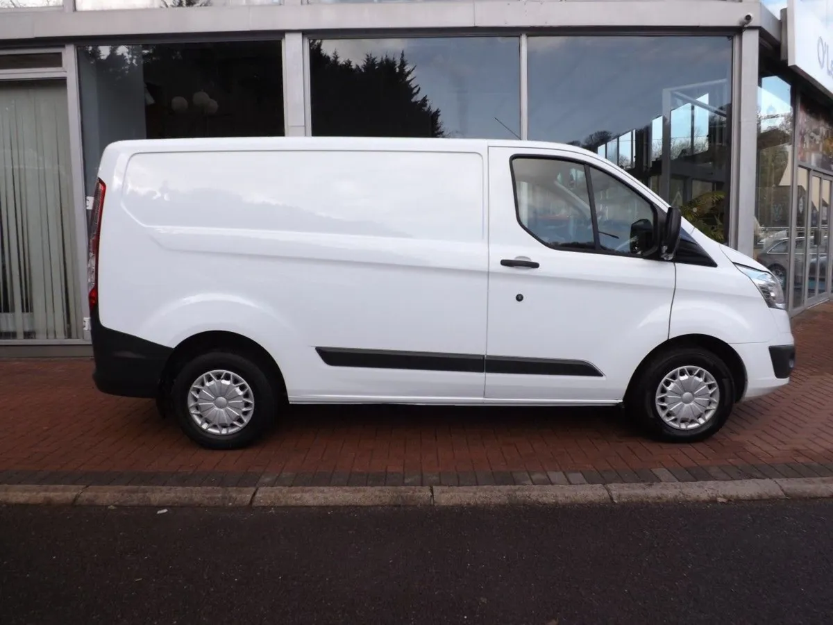 Ford Transit Custom Transit Custom 270 SWB Trend - Image 3