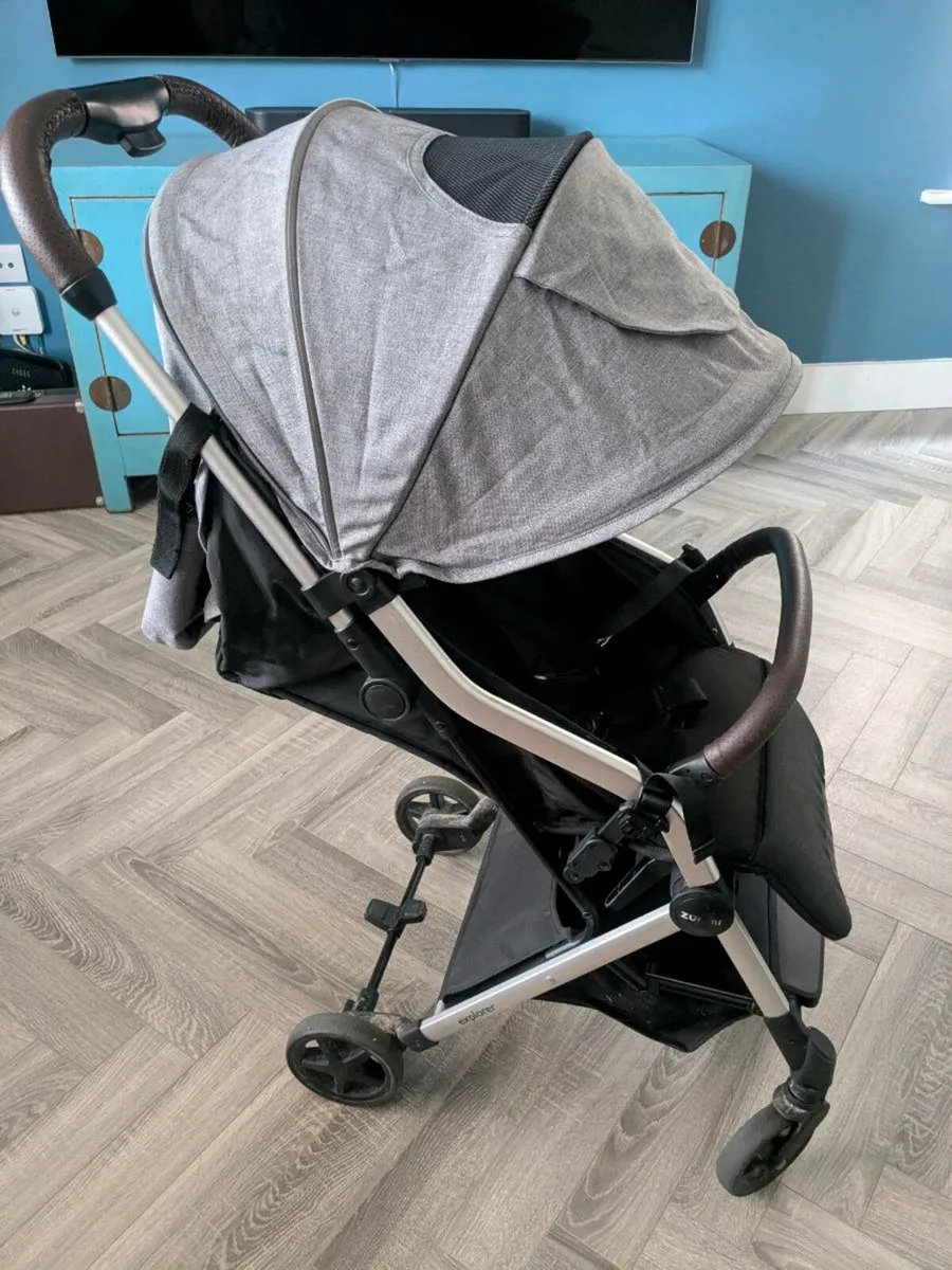 Stroller - Image 1