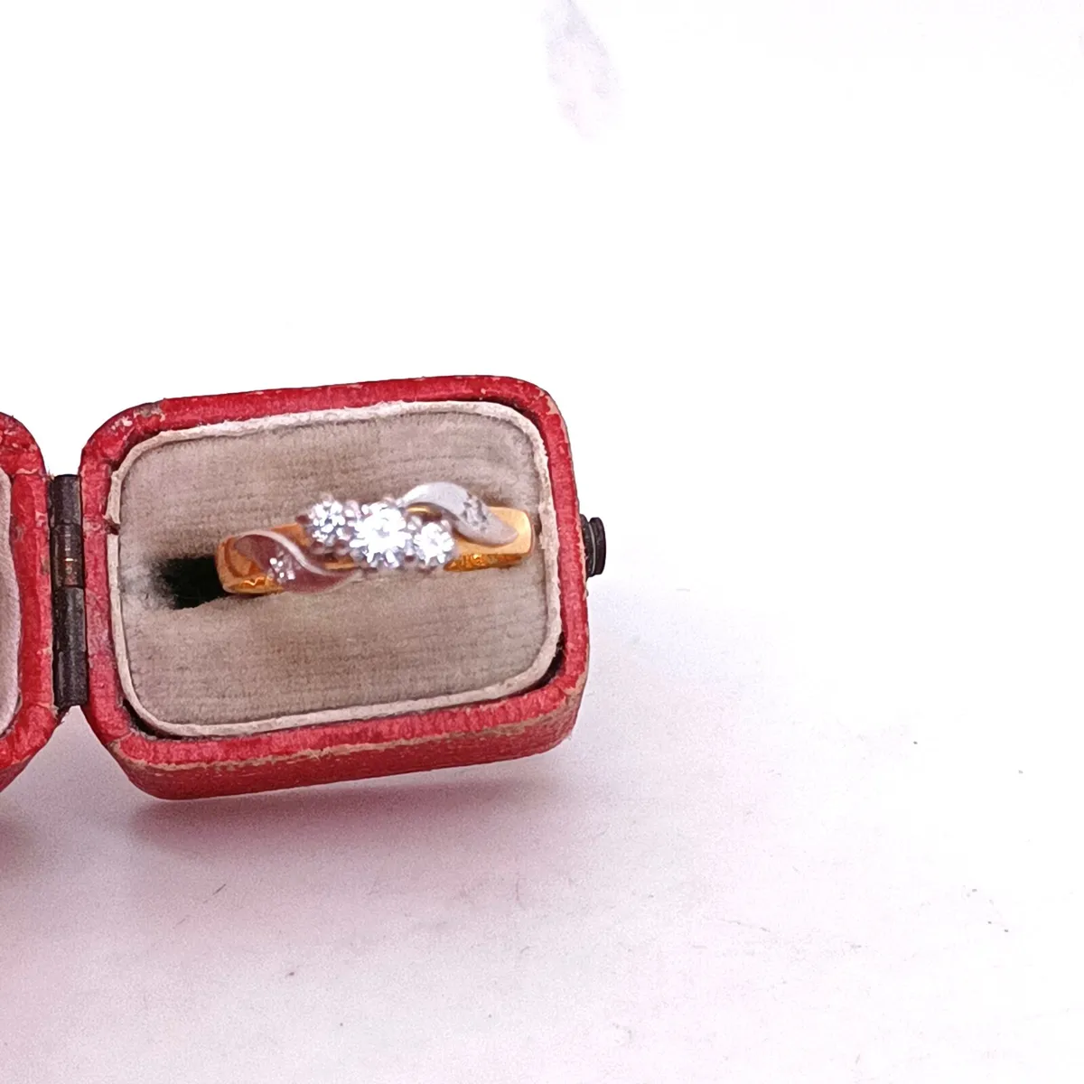 Vintage Diamond Ring, 18k Yellow Gold - Image 2