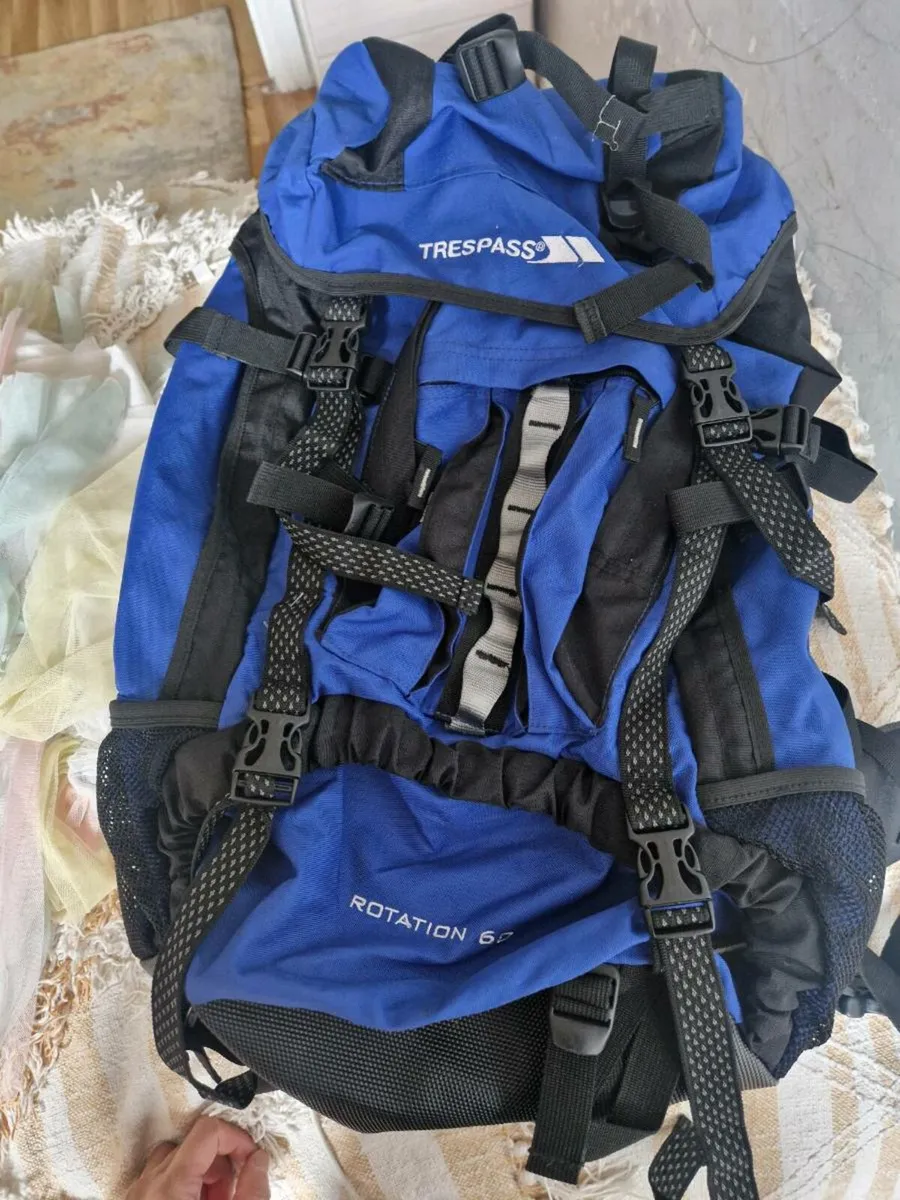 Tresspass 60 litre rucksack backpack - Image 2