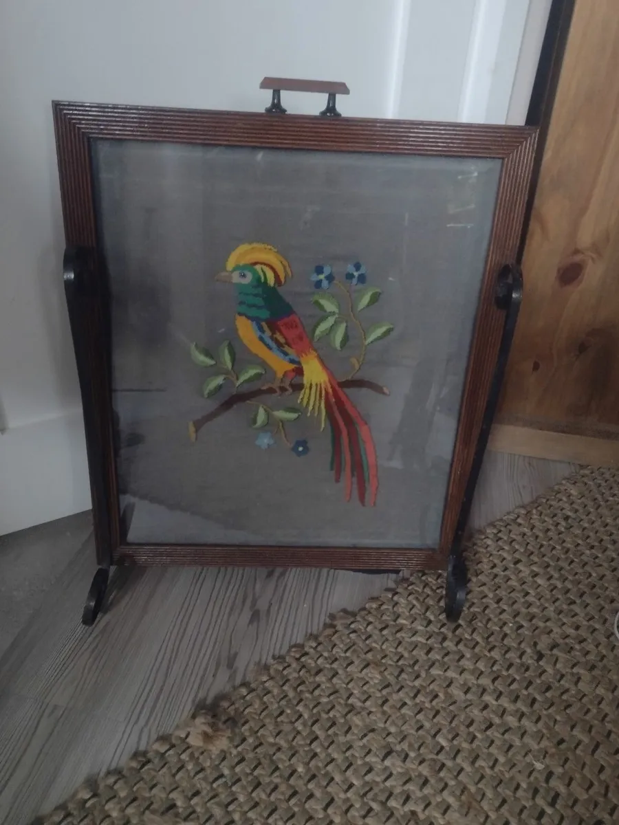 Large heavy antique fire-screen - Image 1