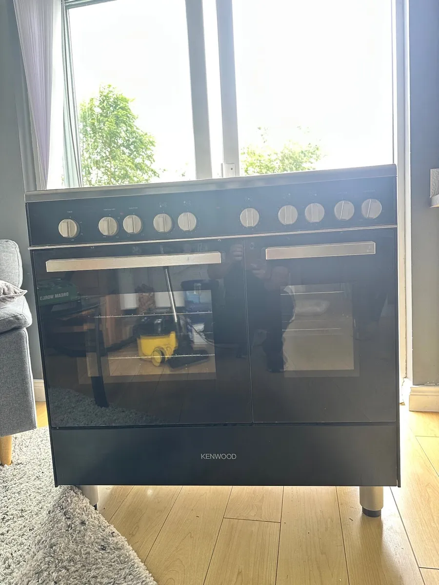 Cooker - Image 1