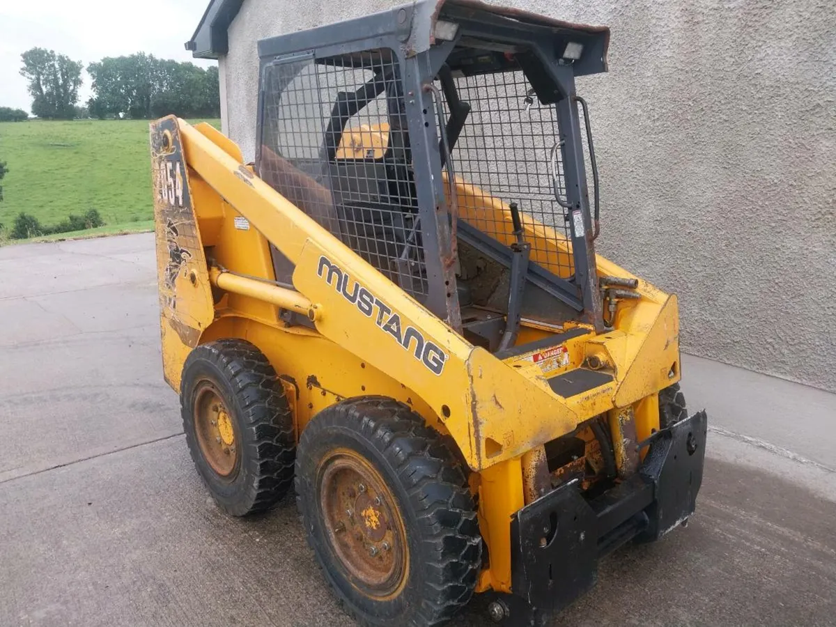 Mustang 2054 skidsteer - Image 1