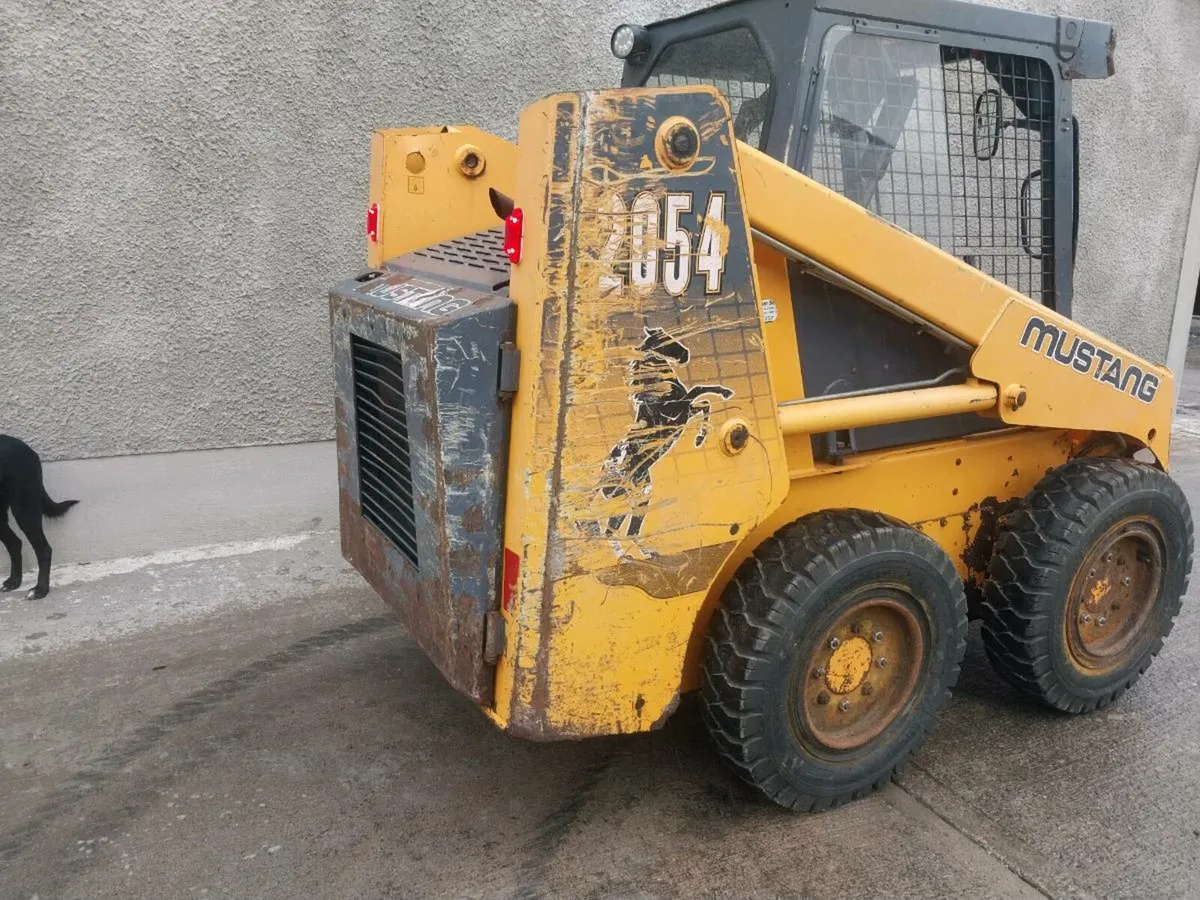 Mustang 2054 skidsteer - Image 4