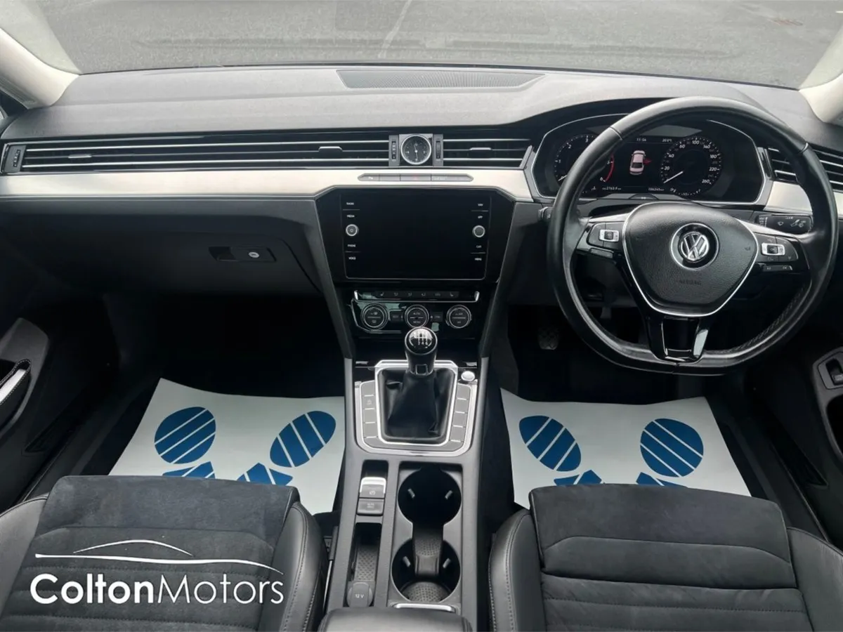 Volkswagen Passat 1.6 TDI 120HP Highline - Image 3