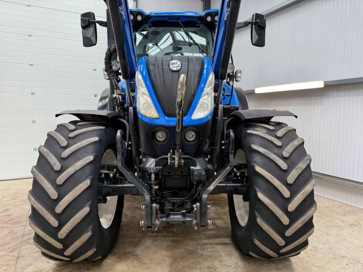 NewHolland T7.210 AutoCommand & MX Loader - Image 3