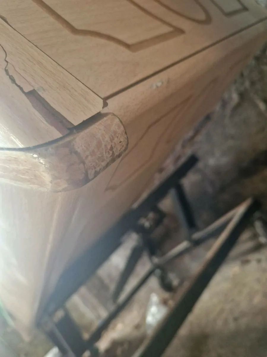 Pool table - Image 4