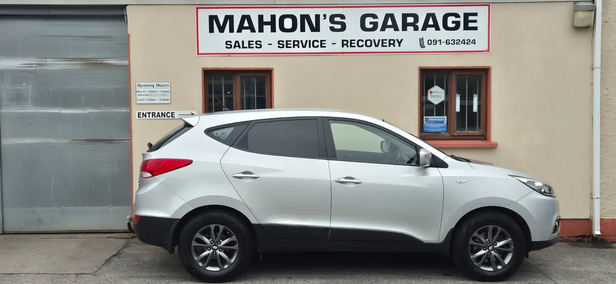 Hyundai ix35 2015 2 seater commerical - Image 2