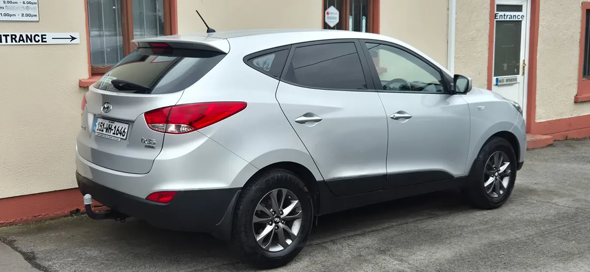 Hyundai ix35 2015 2 seater commerical - Image 4