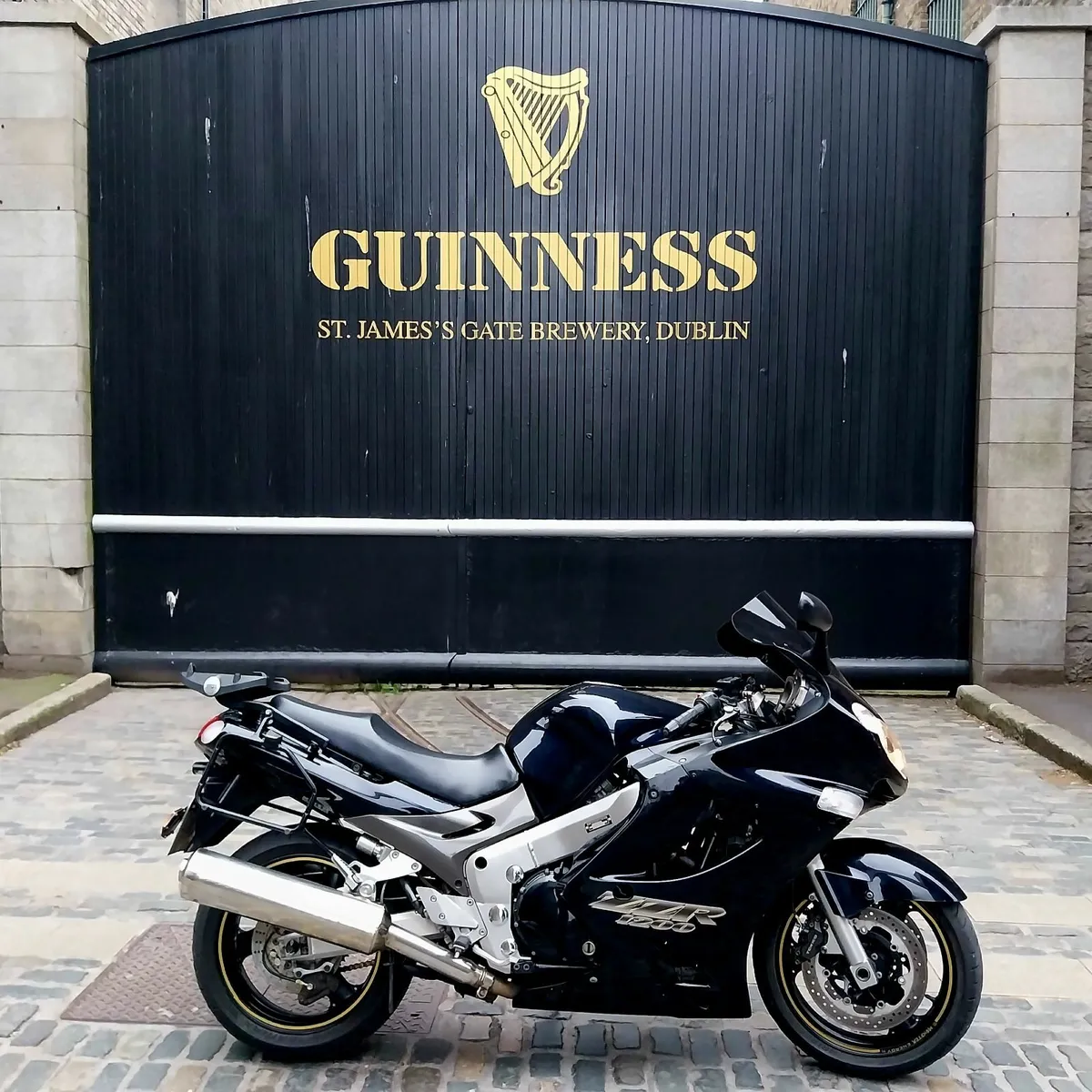 KAWASAKI ZZR1200 - Image 1
