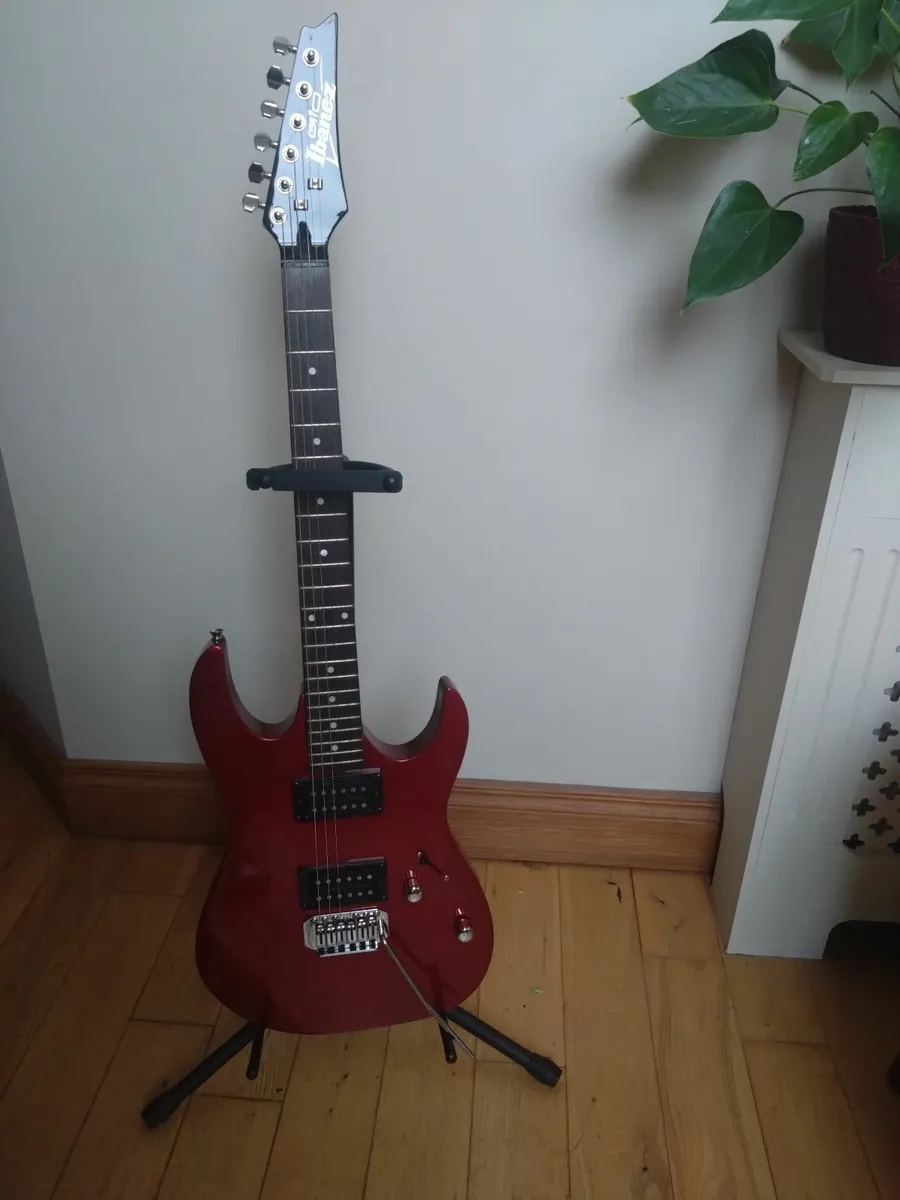 Ibanez Gio series guitar - Image 4