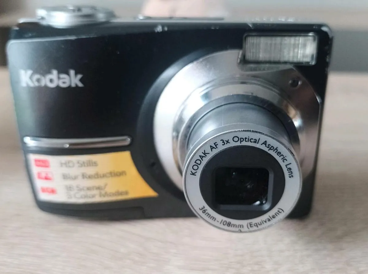 Kodak Easyshare C913 - Image 1
