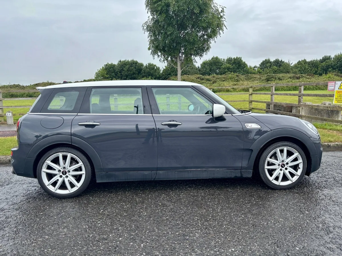 Mini Cooper S Clubman - Image 2