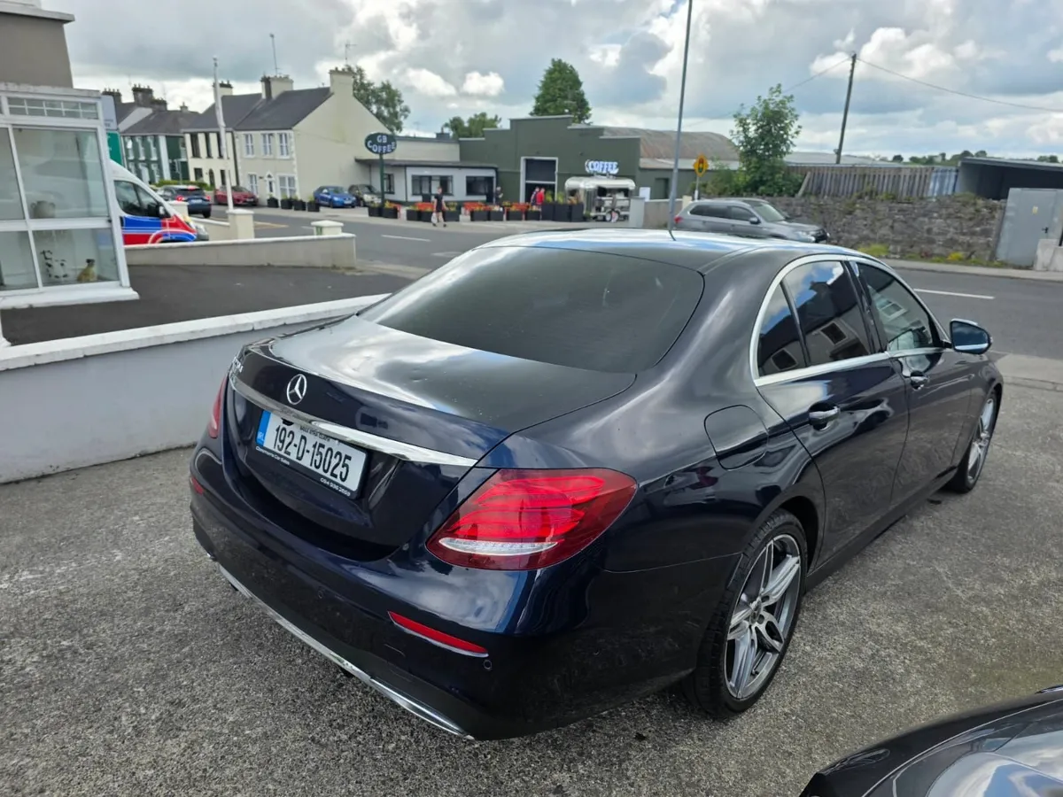 Mercedes-Benz E-Class 2019 - Image 3