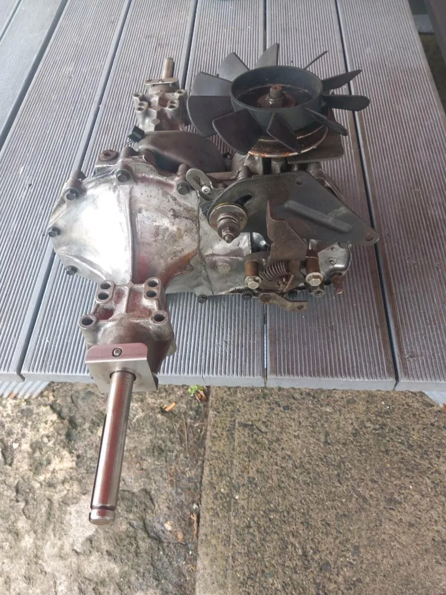 Hydro-gear hydrostatic transmission for sale - Image 2