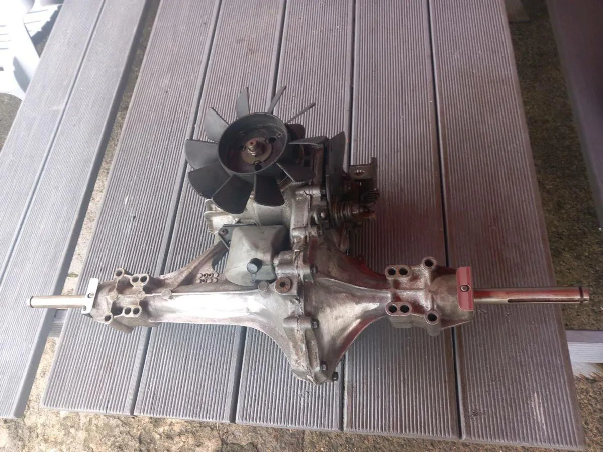 Hydro-gear hydrostatic transmission for sale - Image 3