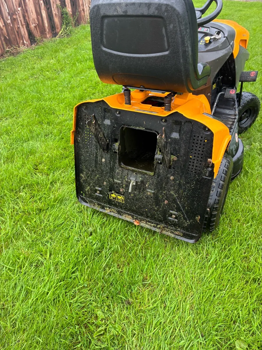 Lawn mower - Image 3