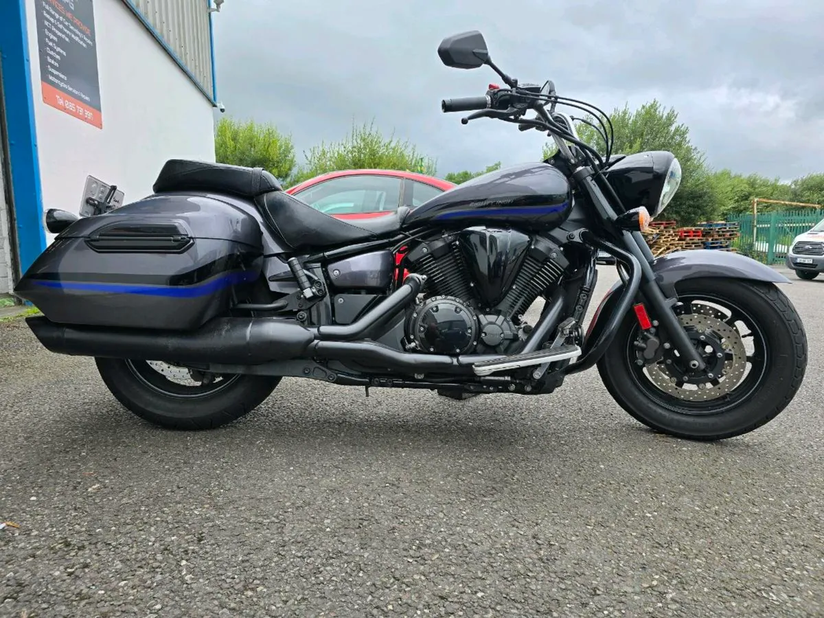 Yamaha XVS 1300 Deluxe - Image 2