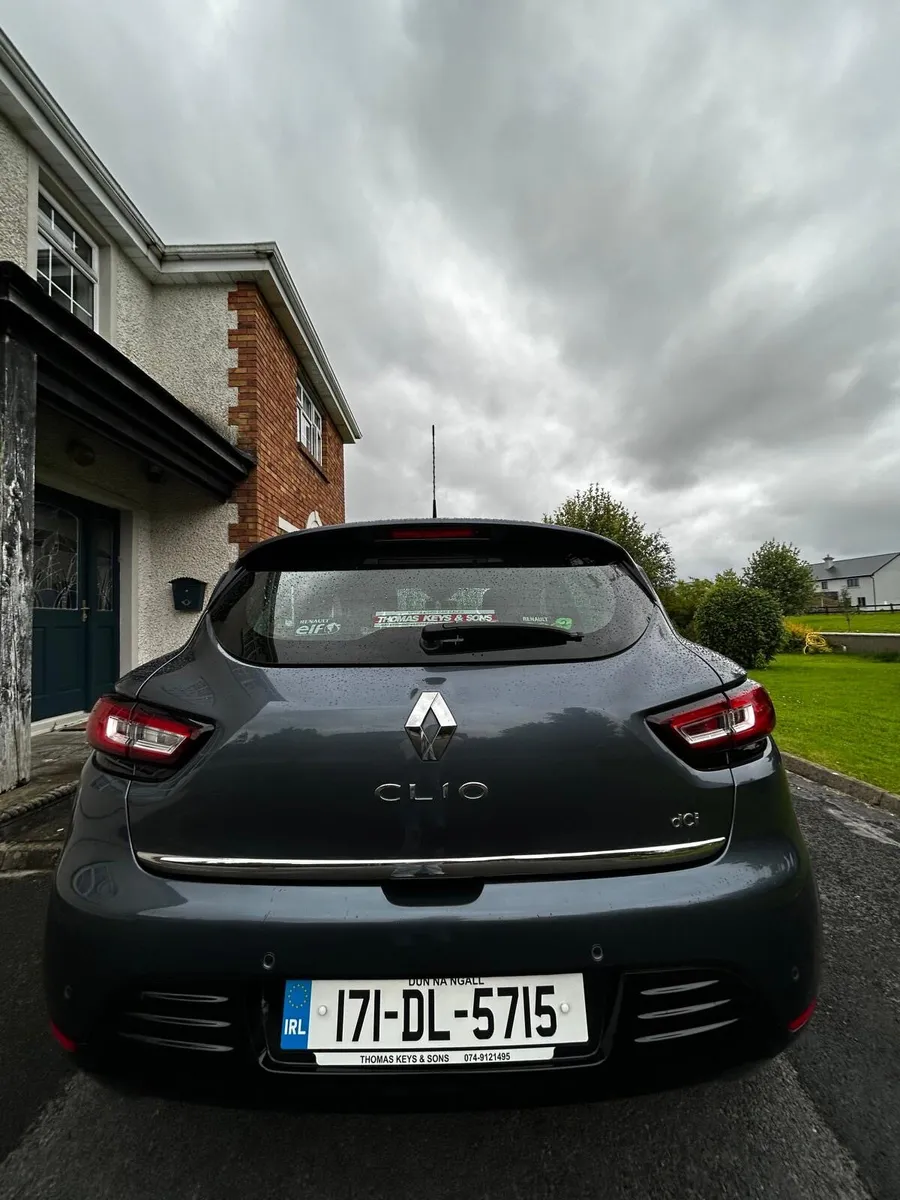 Renault Clio - Image 4