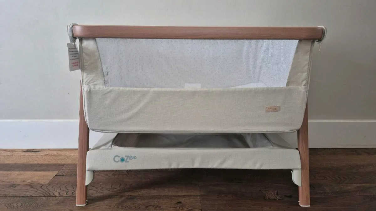 Cozee Tutti Bambini Bedside Crib - Image 1