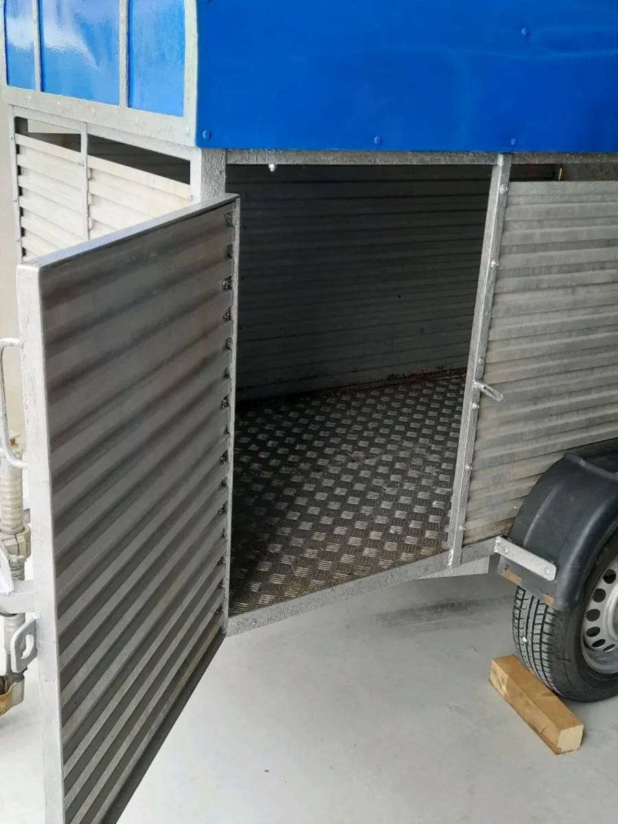 Sheep / calf trailer - Image 3