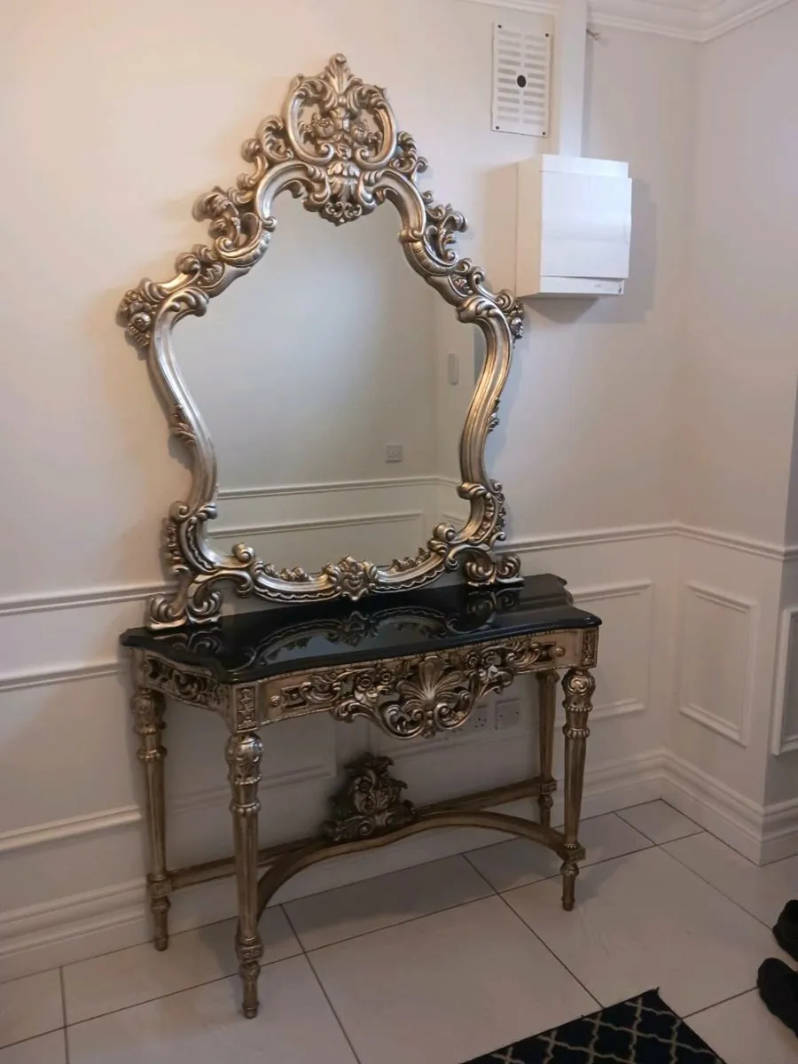 Hall table and mirror - Image 2