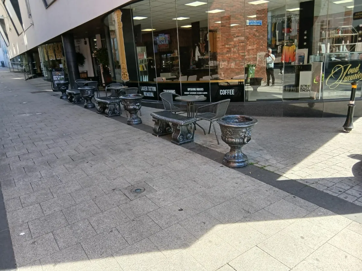 Classic Concrete Garden Furniture - Image 2