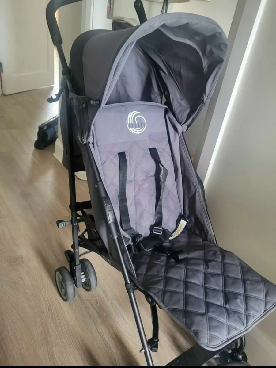 Stroller - Image 4